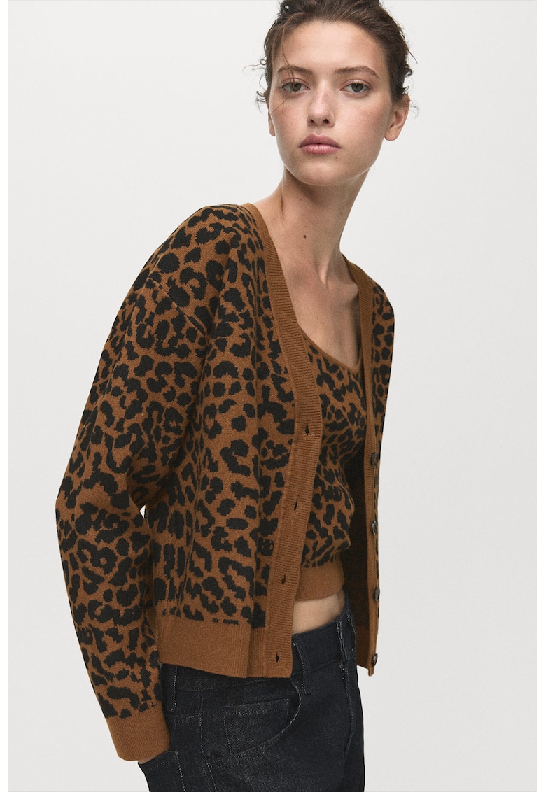 Cardigan cu animal print si decolteu in V