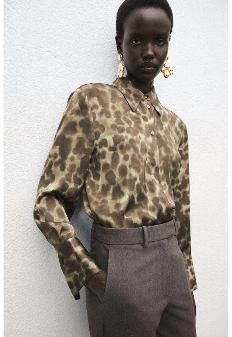 Camasa cu animal print si mansete cu nasturi - Maro inchis/Maro camel