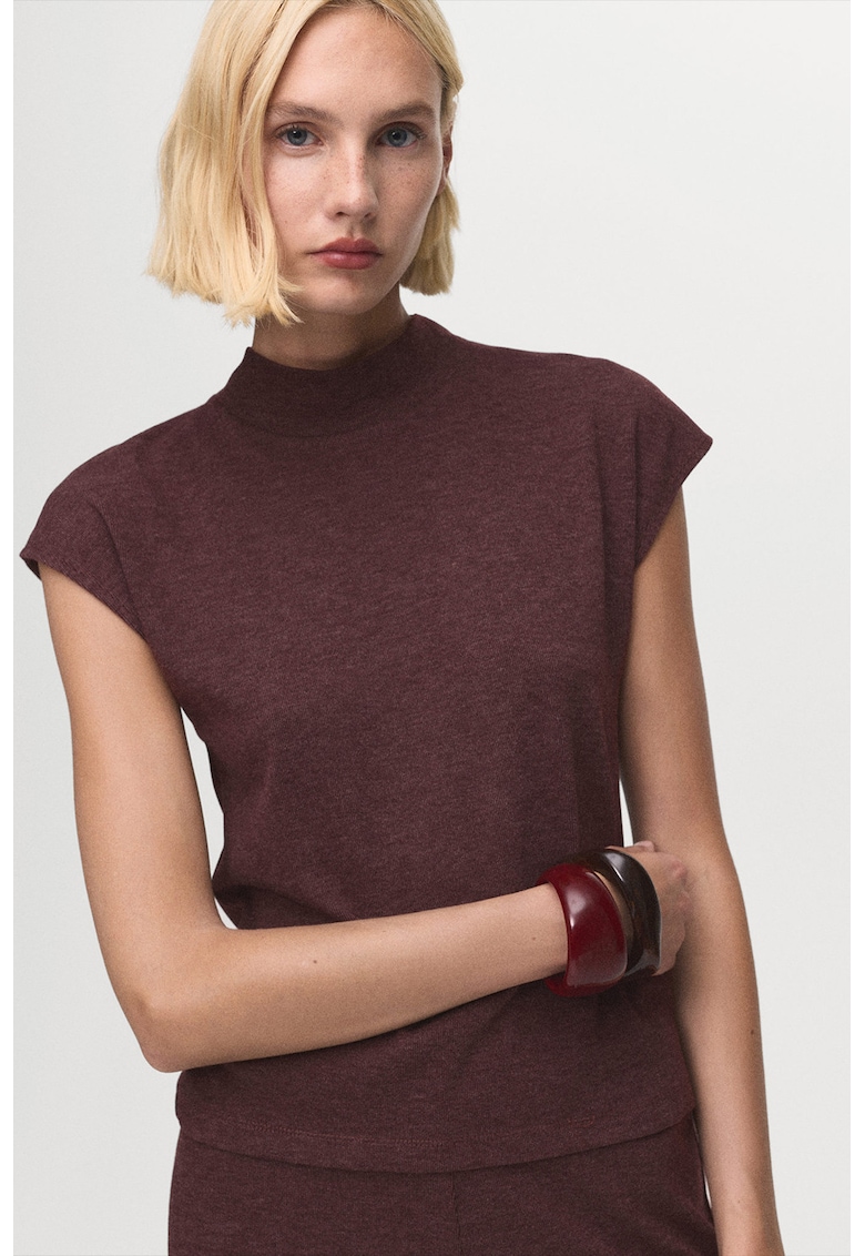 Tricou cu guler scurt