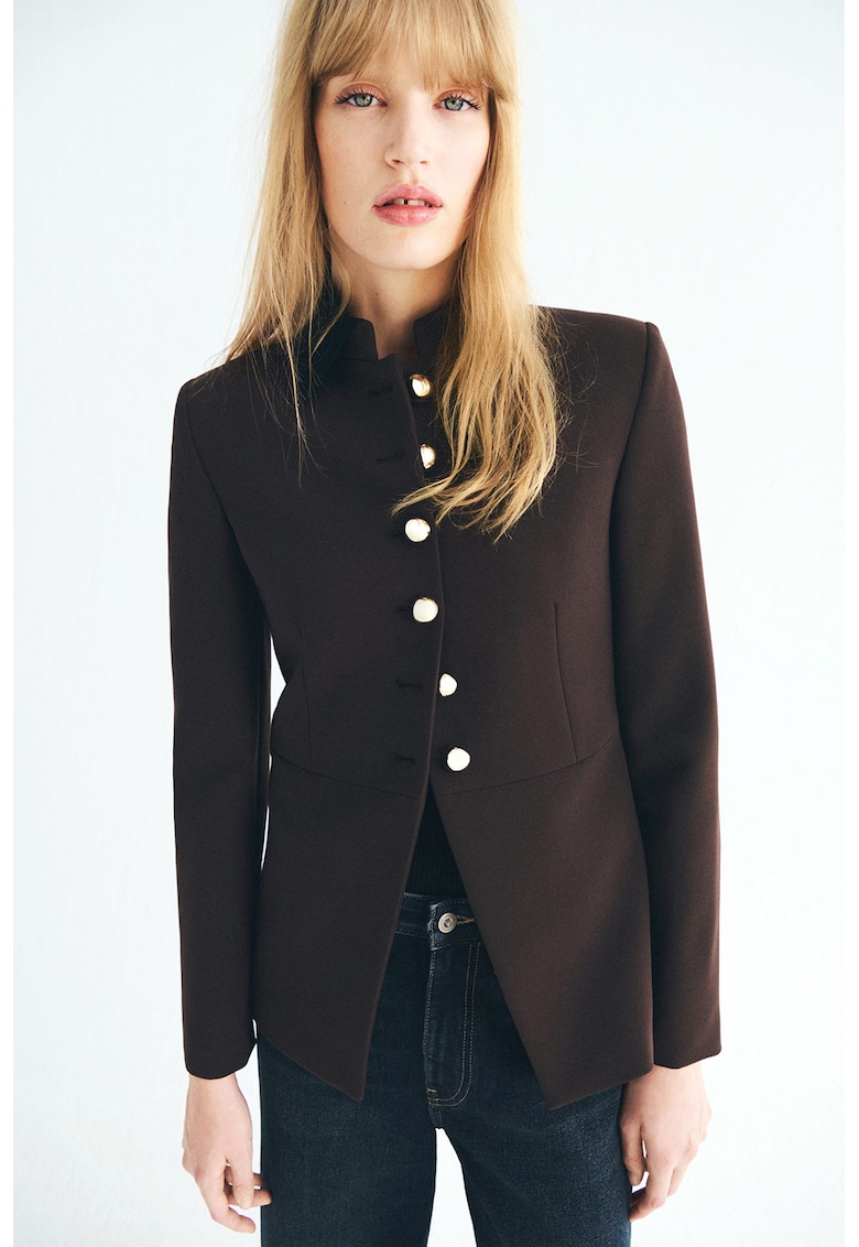 Jacheta cu nasturi si guler scurt