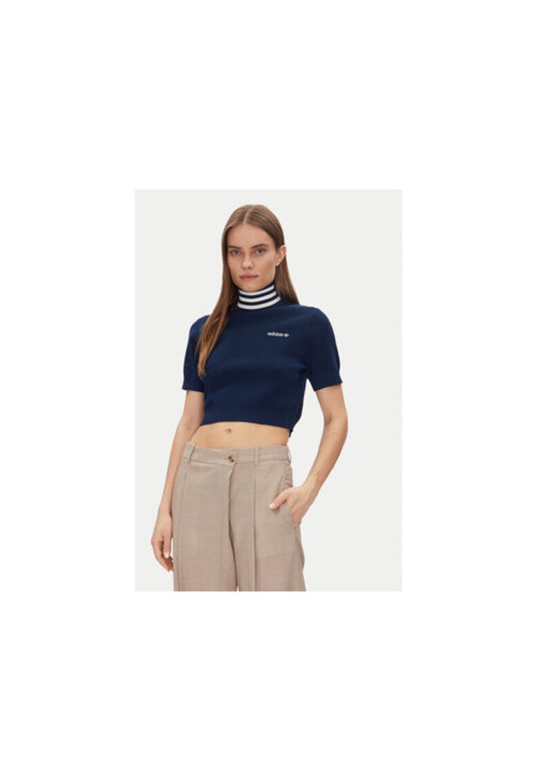 Tricou crop cu guler inalt