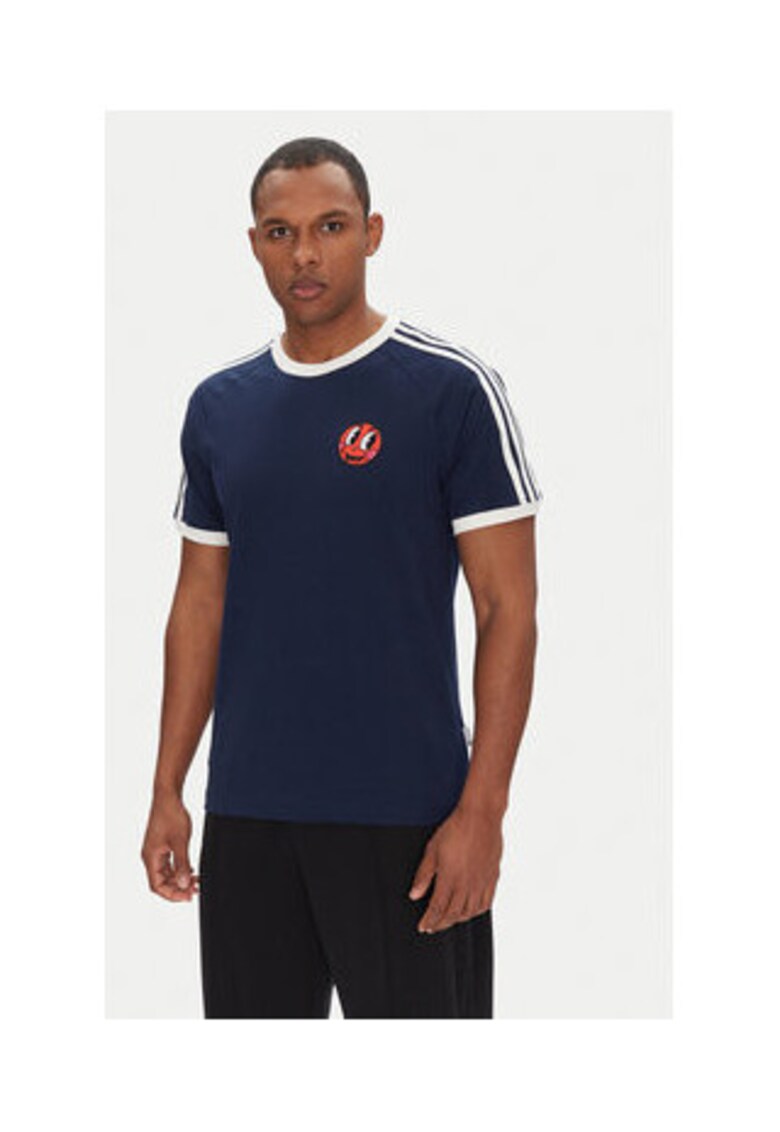 Tricou cu detalii contrastante