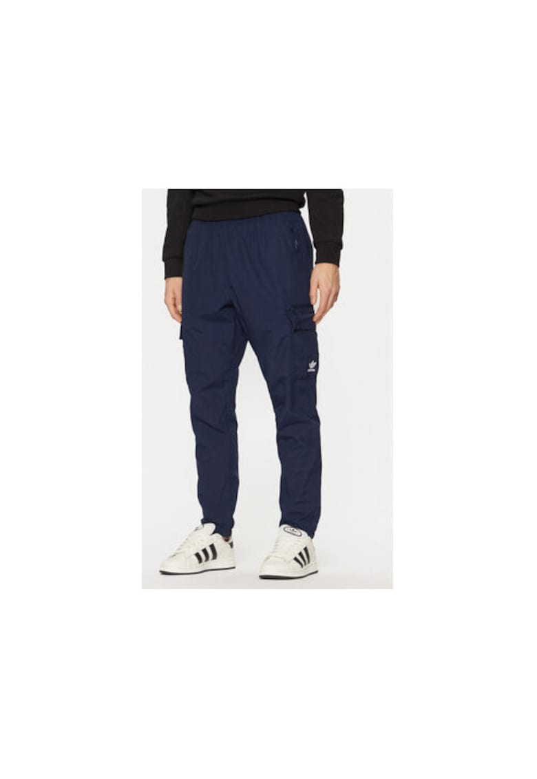 Pantaloni de trening cu talie medie si buzunare lifestyle