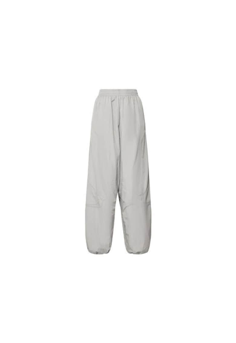 Pantaloni de trening -
