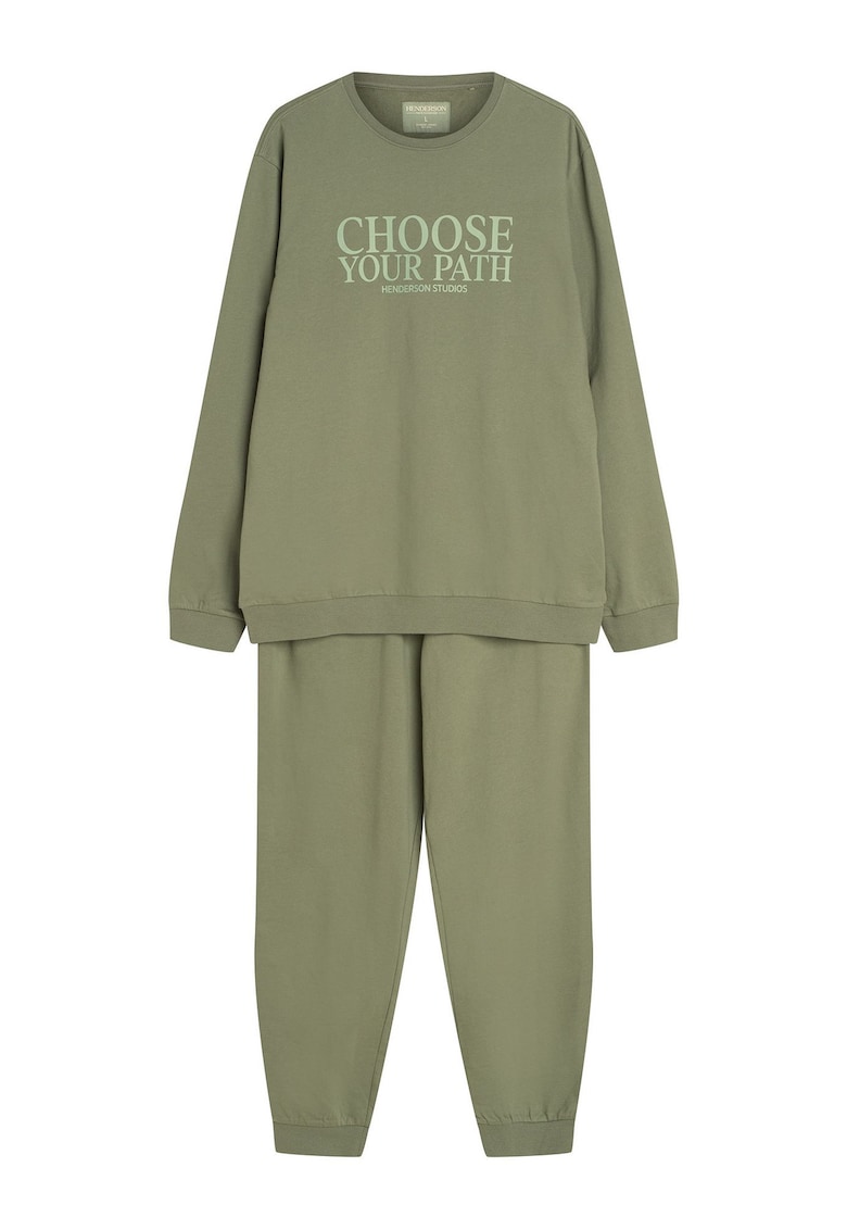 Costum barbati - de culoare kaki - este o optiune care combina stilul si confortul acasa - in culoarea kaki - Your Homewear Costum barbati - de culoare kaki - este o optiune care combina stilul si confortul acasa - in culoarea kaki - Your Homewear