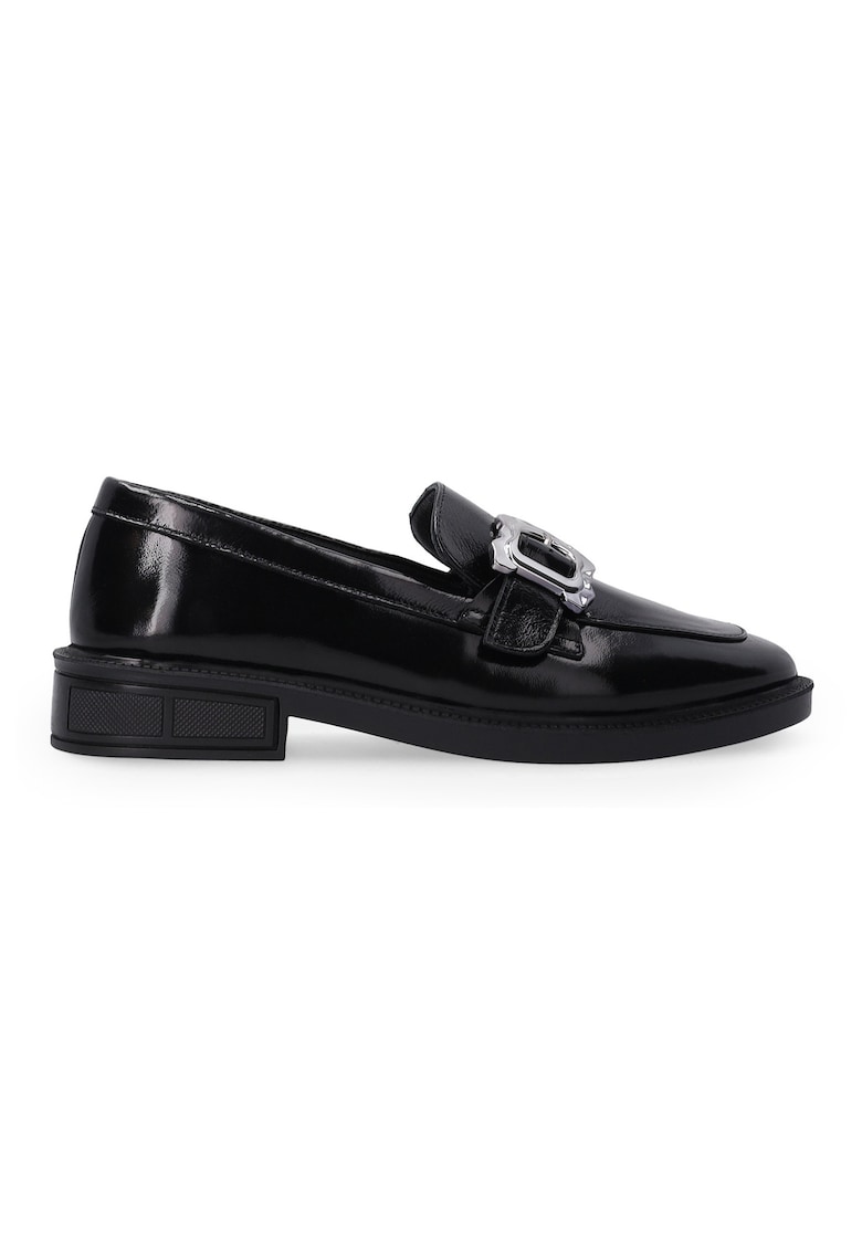 Pantofi tip loafer din piele lacuita cu catarama