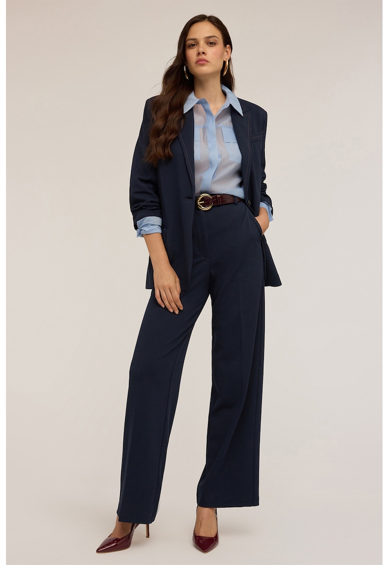 Pantaloni cu croiala ampla si talie inalta