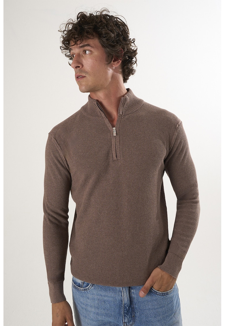 Pulover slim-fit cu fenta cu fermoar