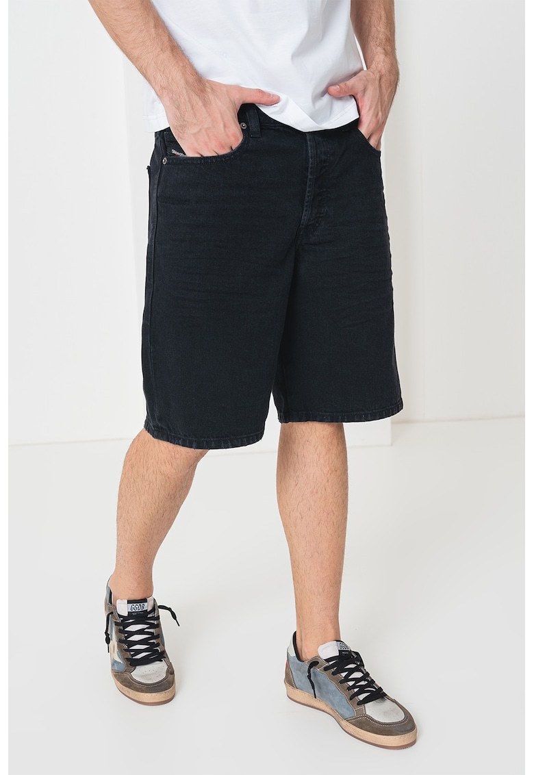 Blugi scurti relaxed fit cu nasturi - Negru