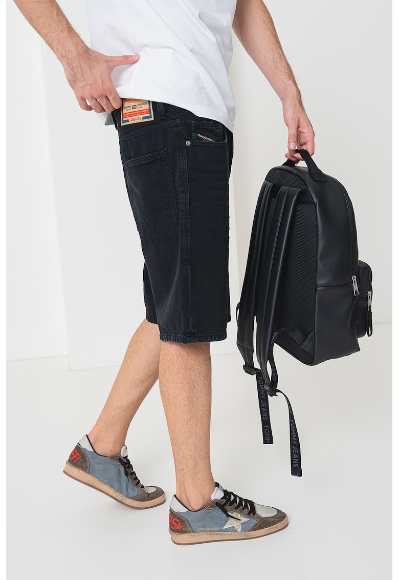 Blugi scurti relaxed fit cu nasturi