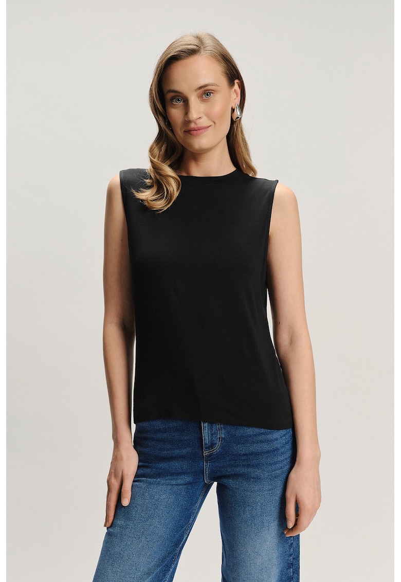 Top uni cu decolteu la baza gatului - Negru