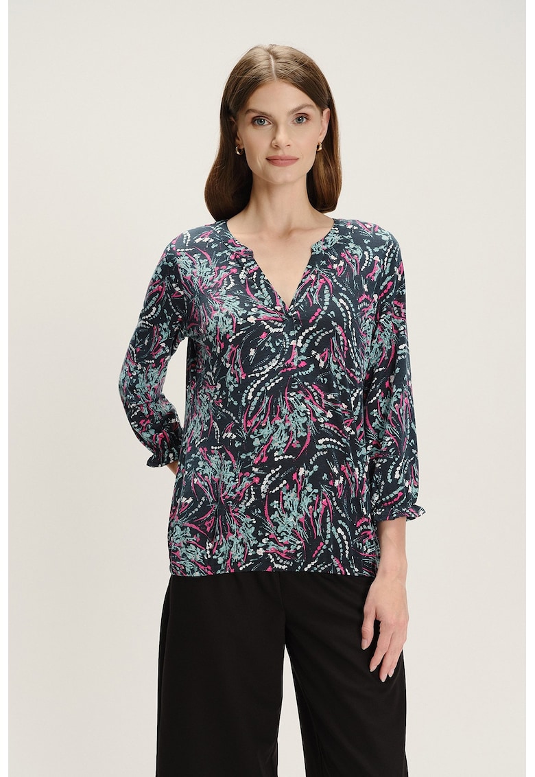 Bluza cu decolteu caftan si model