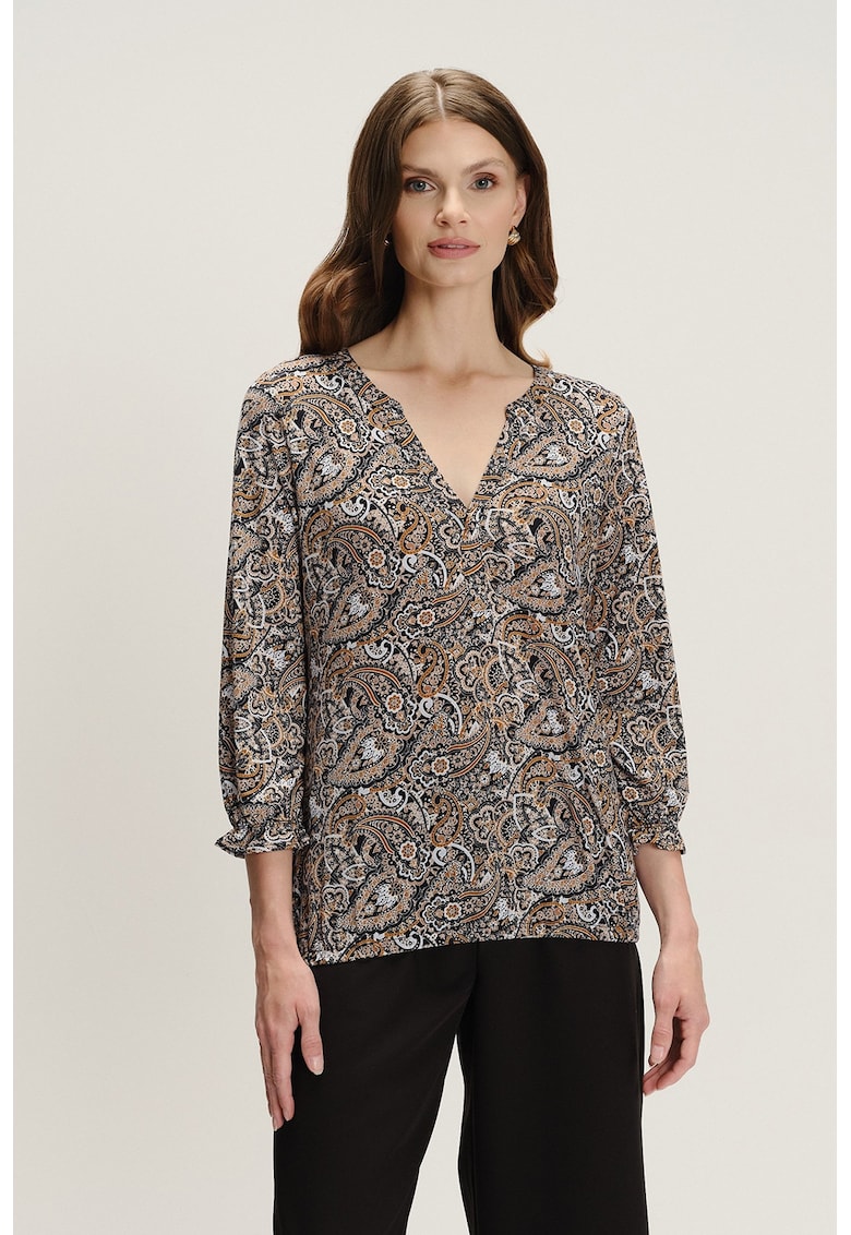 Bluza cu decolteu caftan si model