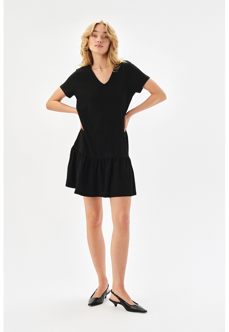 Rochie evazata cu maneci scurte