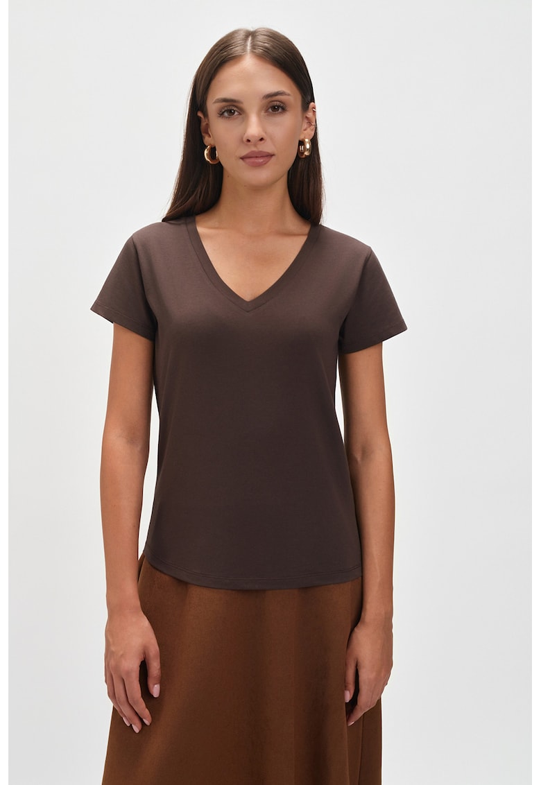 Tricou de bumbac cu decolteu in V - Maro inchis