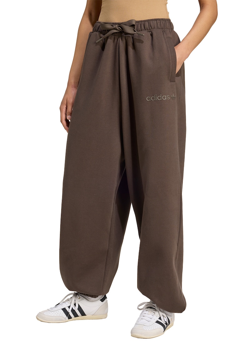 Pantaloni de trening supradimensionati cu buzunare laterale Essentials