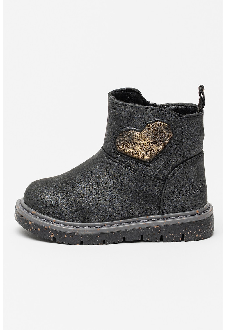 Ghete cu aspect stralucitor