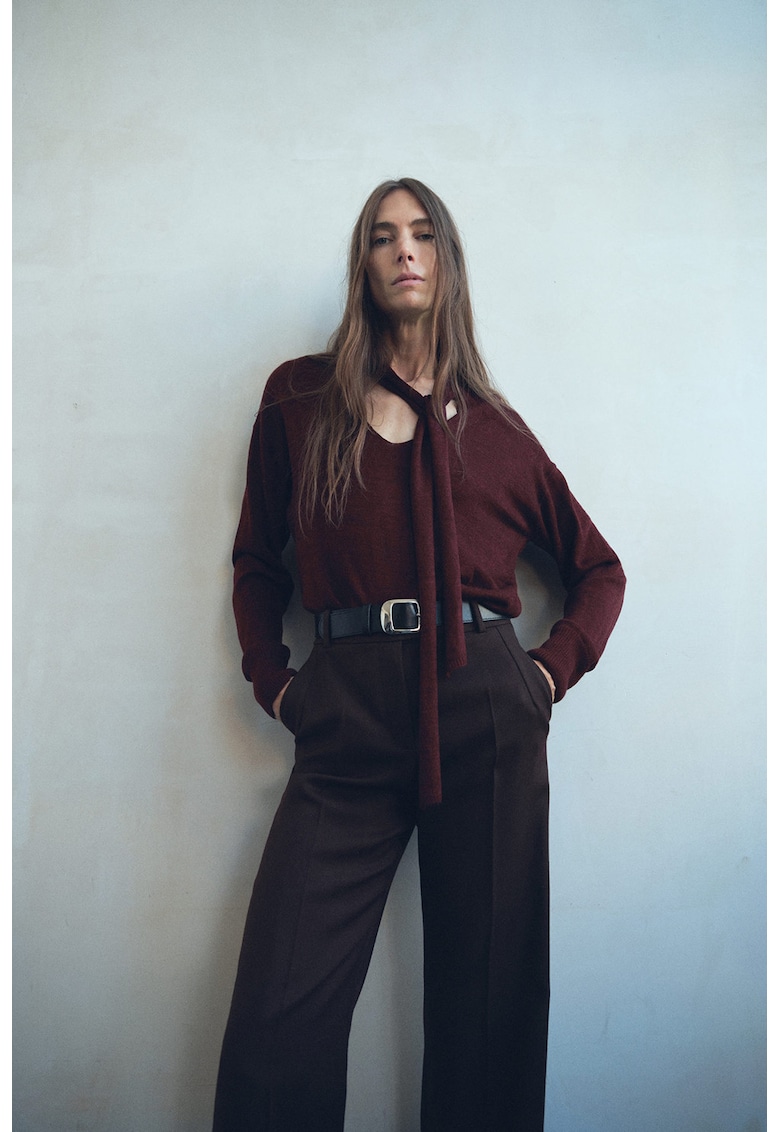 Pulover din amestec de lana cu decolteu in V si esarfa