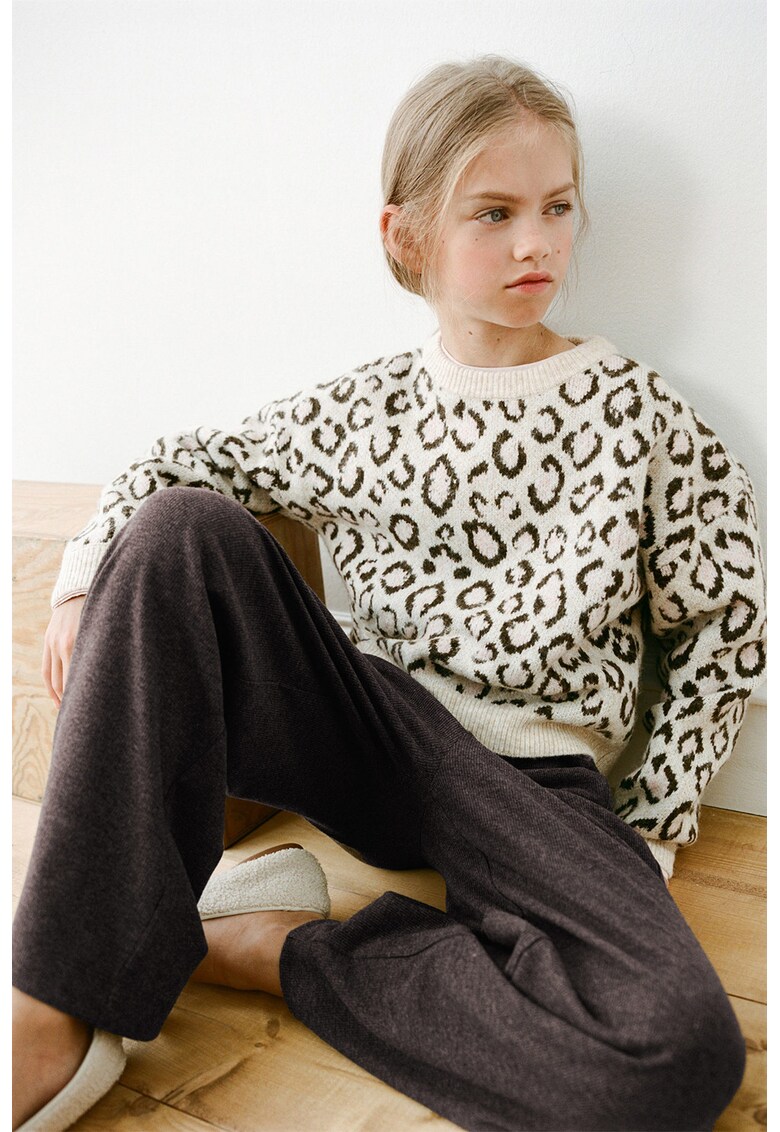 Pantaloni cu croiala ampla si snur - Maro inchis