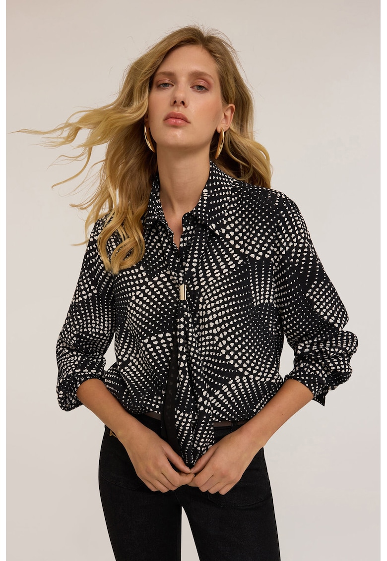 Camasa cu esarfa asortata