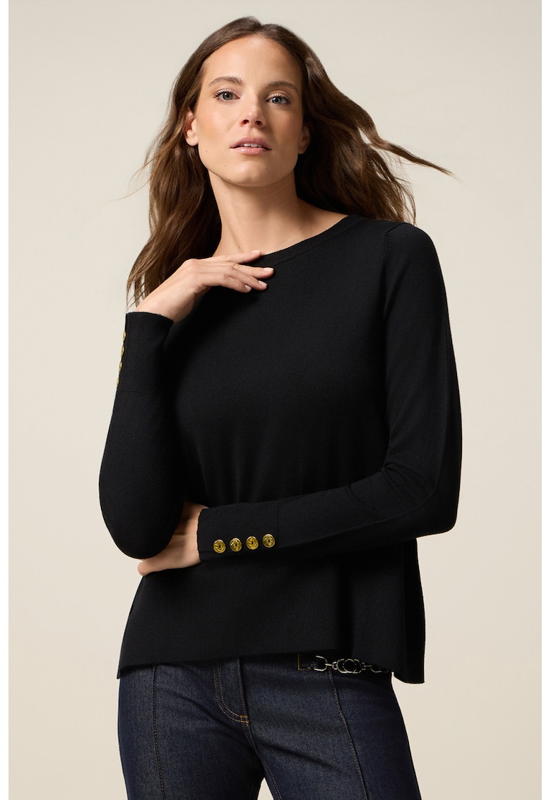 Pulover cu model uni si decolteu rotund