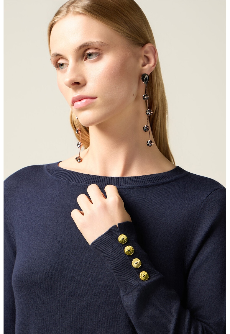 Pulover cu model uni si decolteu rotund