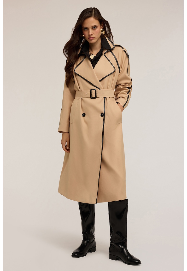 Trenci cu model in doua tonuri