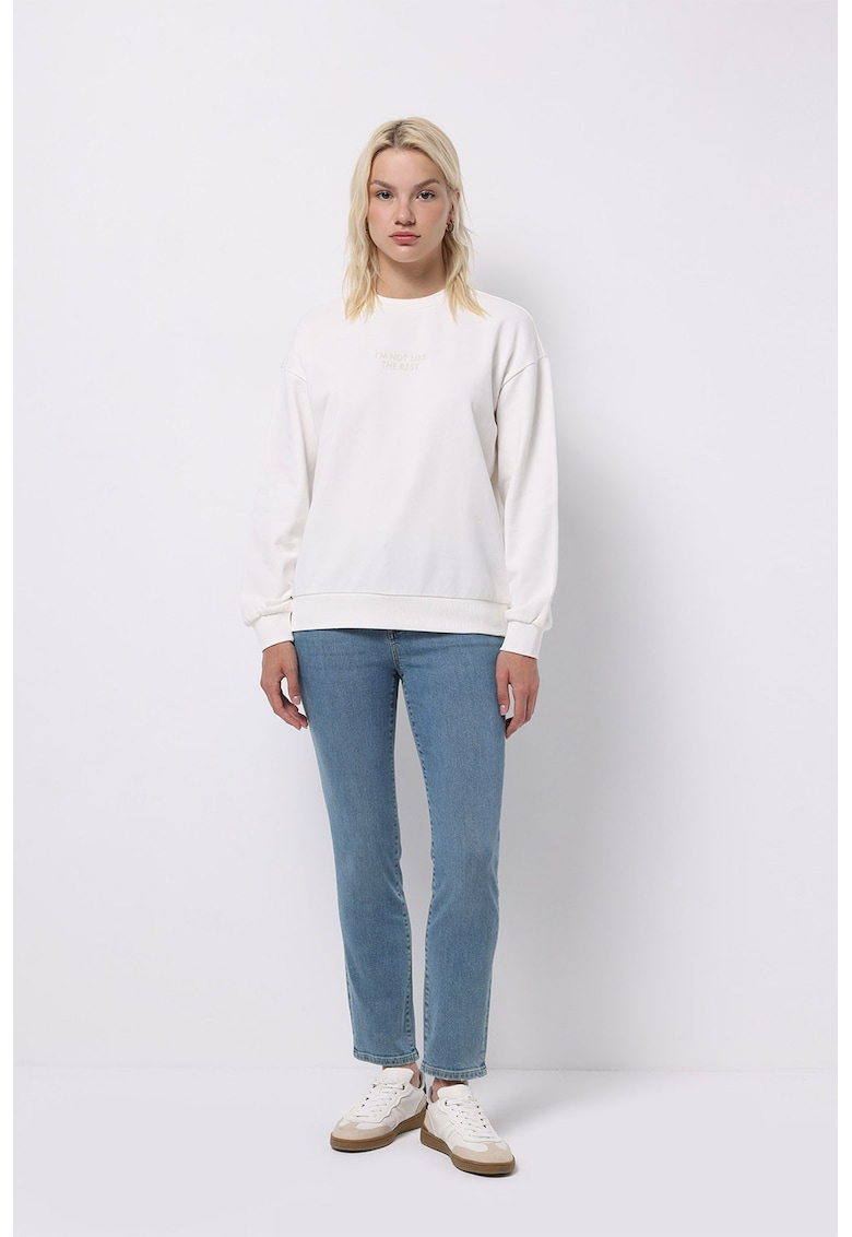 Blugi crop slim fit cu talie medie