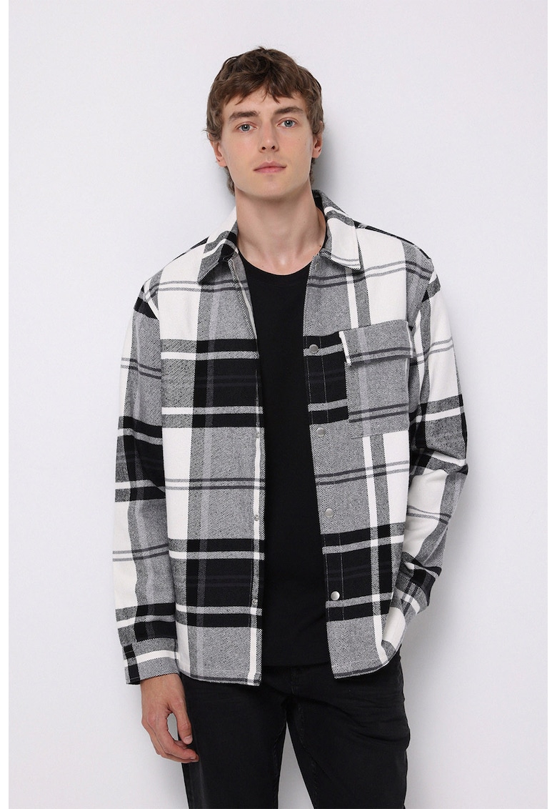 Jacheta-camasa cu model in carouri - capse si buzunar pe piept