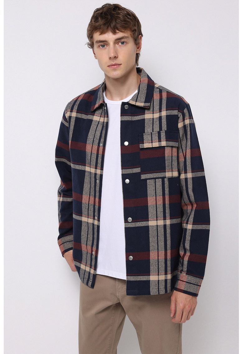 Jacheta-camasa cu model in carouri si capse