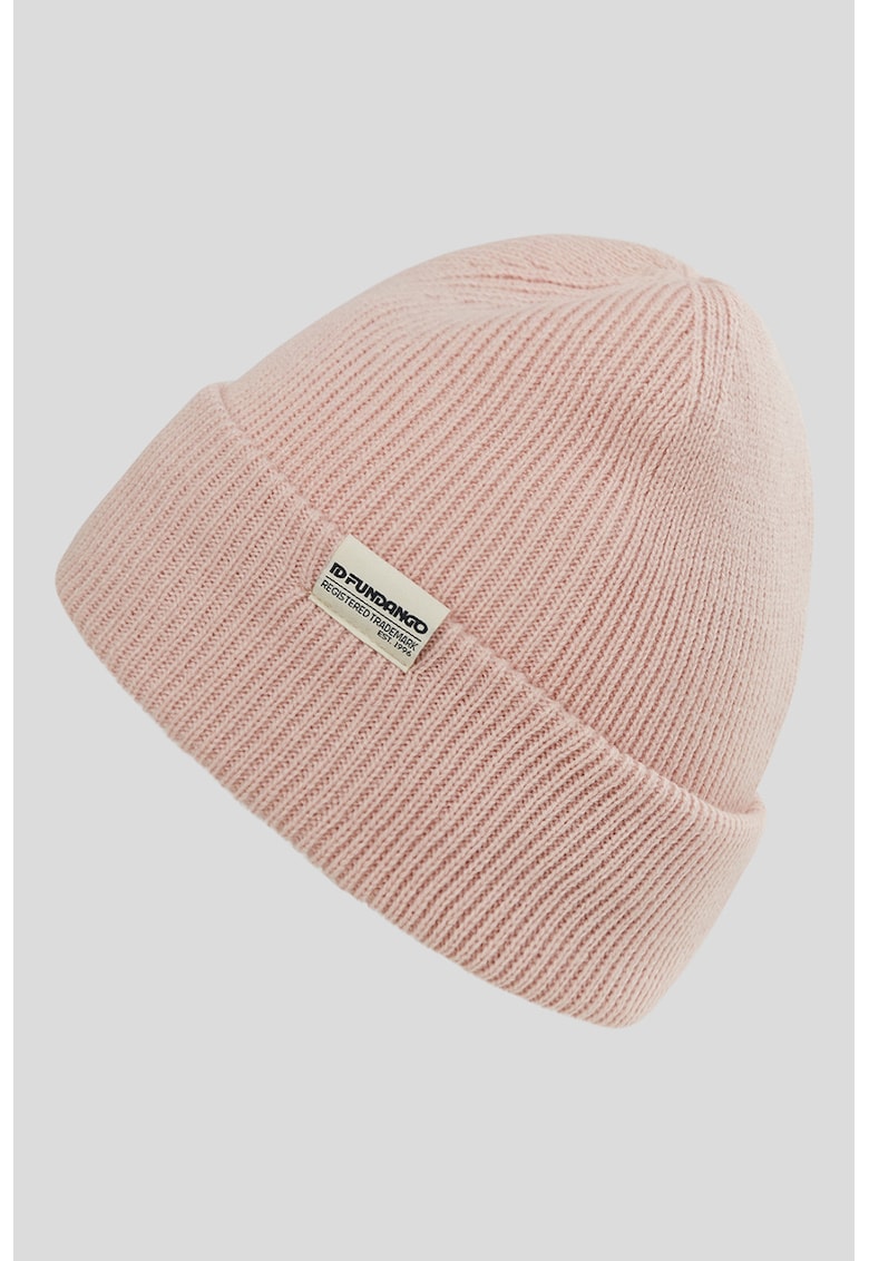 Caciula trciotata Tara