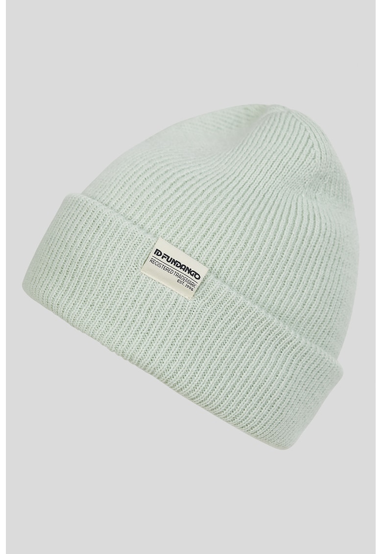 Caciula trciotata Tara