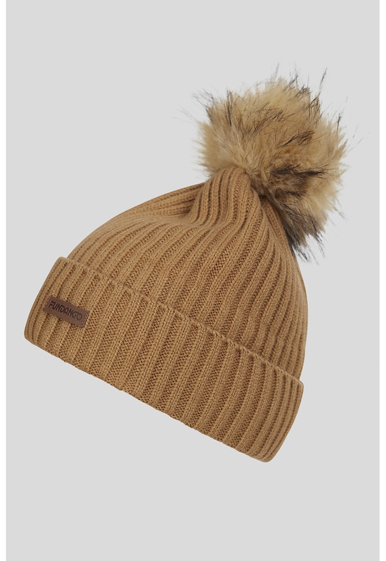 Caciula cu striatii si ciucure Merna