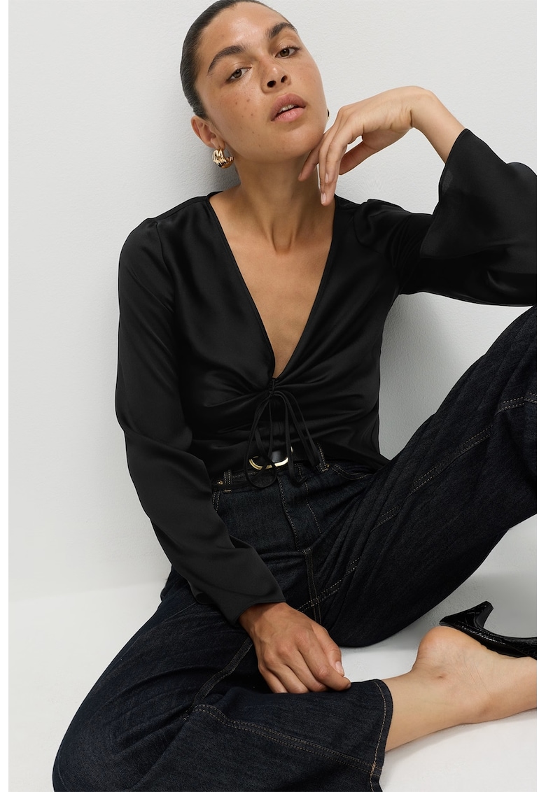 Bluza din satin cu fronseu frontal