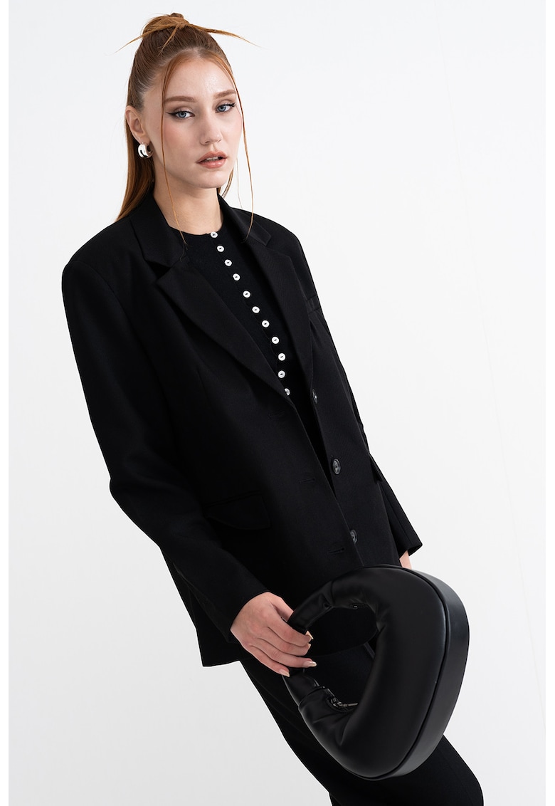 Sacou cu nasturi si buzunare cu clapa