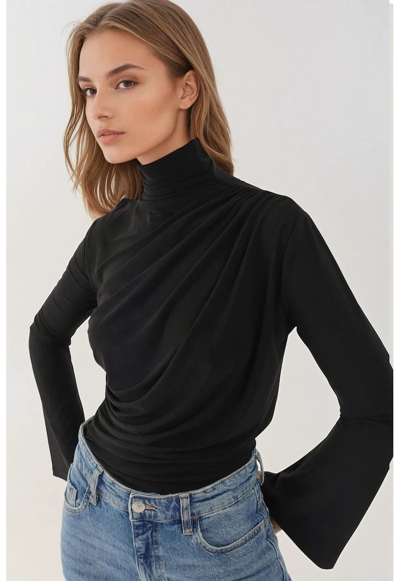 Bluza dama -  eleganta - tricot - maneca lunga - croiala slim - negru