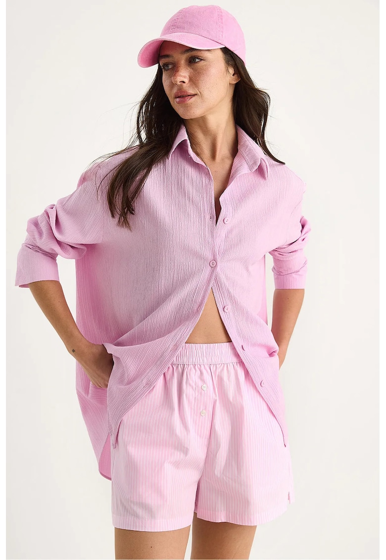 Camasa supradimensionata cu detaliu pompom