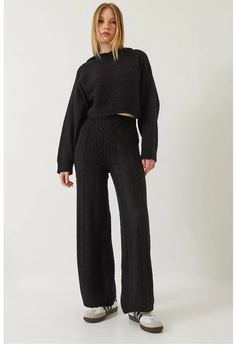 Set asortat - pulover texturat scurt si pantaloni lati - negru - tricot -