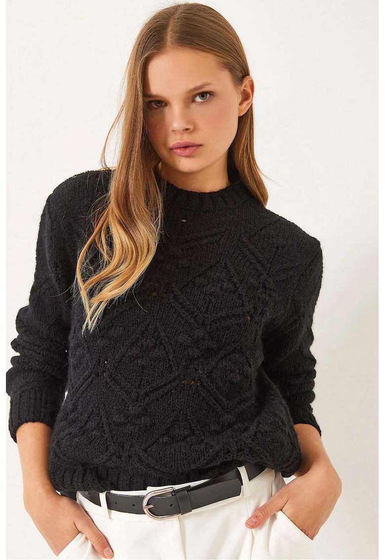 Pulover dama -  texturat cu guler rotund si pompon - negru - tricot -