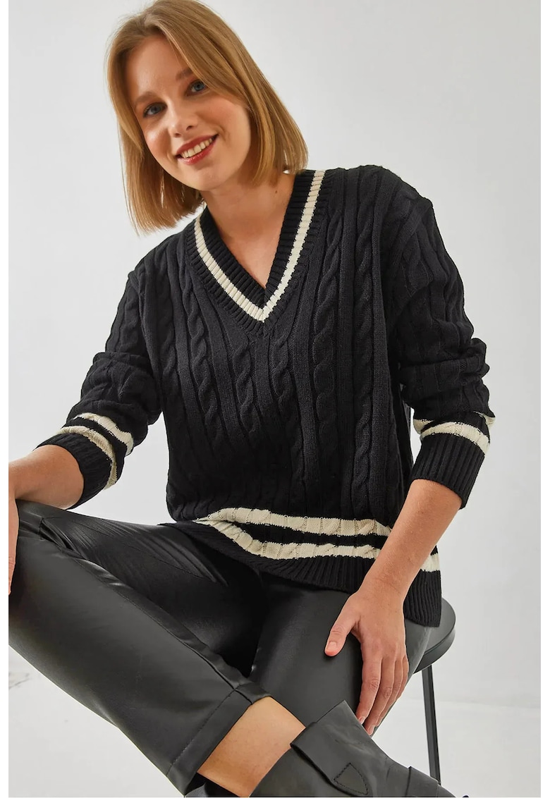 Pulover dama -  model baclava - negru - tricot -