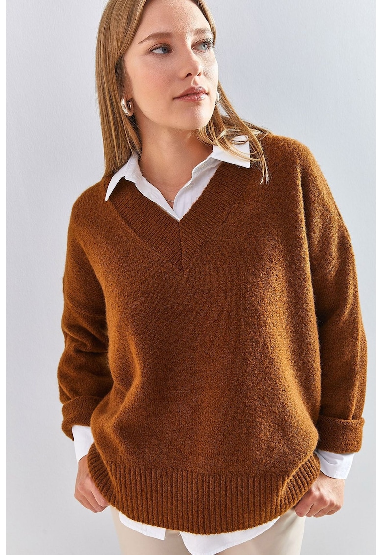 Pulover dama - acril/poliester - cu decolteu in V - maneca lunga - croiala lejera - maro -