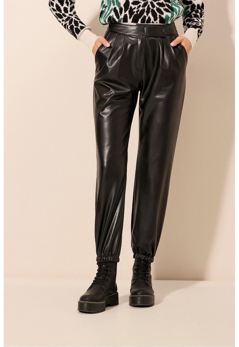 Big Dart Pantaloni jogger - HiCCUP - Baggy Fit - talie elastica - negru - piele ecologica