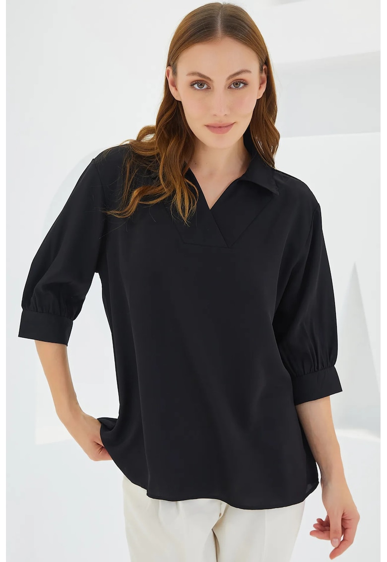 Bluza lejera cu guler Polo