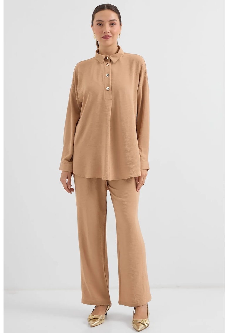 Set camasa texturata cu maneca lunga si pantaloni largi  maro - textil
