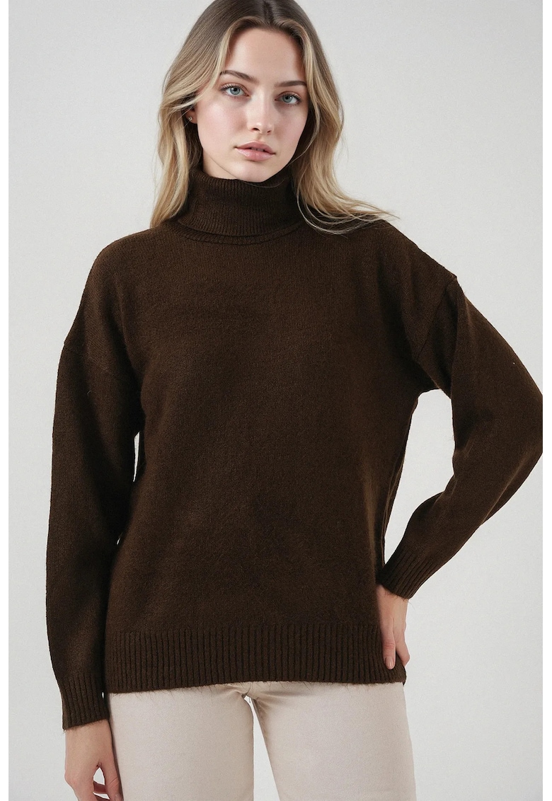 Pulover dama  supradimensionat cu guler inalt - nervuri - maro - tricot - Pulover dama  supradimensionat cu guler inalt - nervuri - maro - tricot -