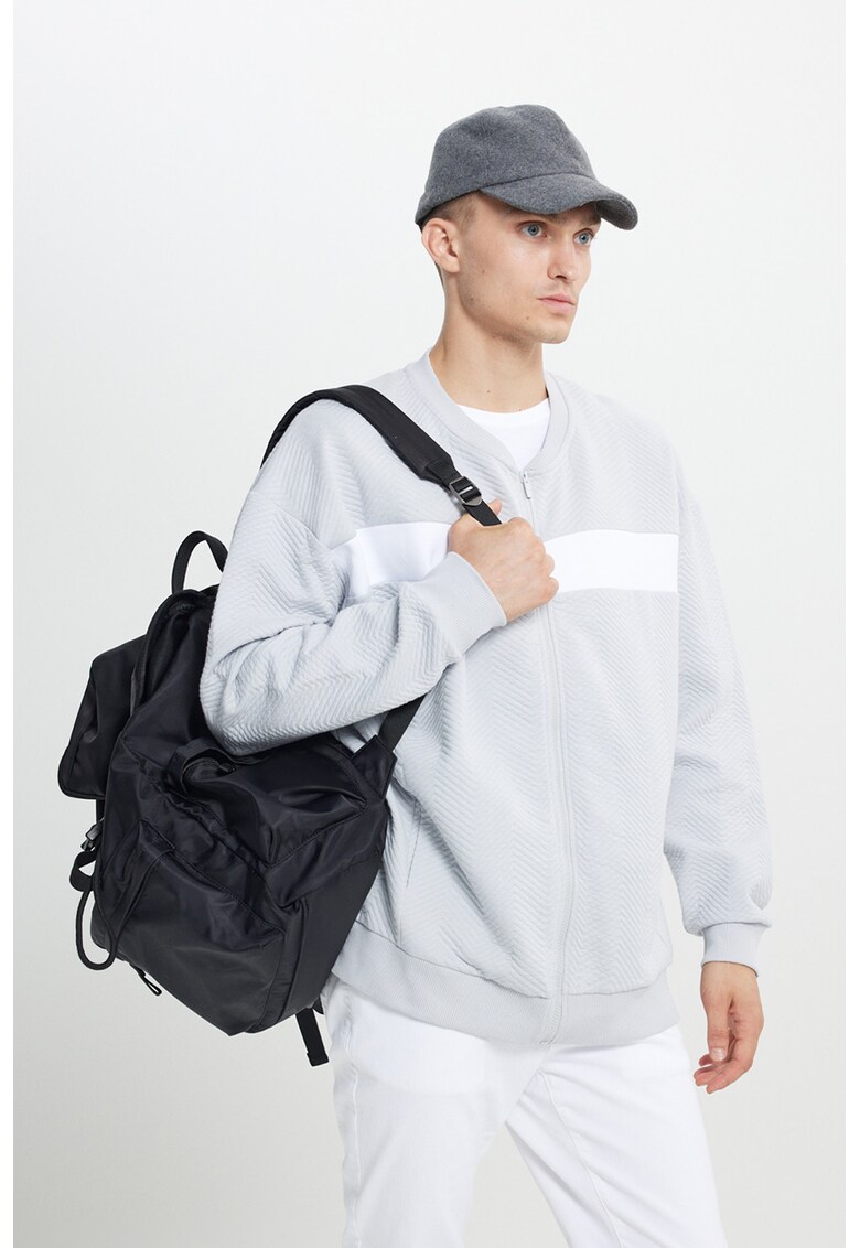 Jacheta texturata cu decolteu in V