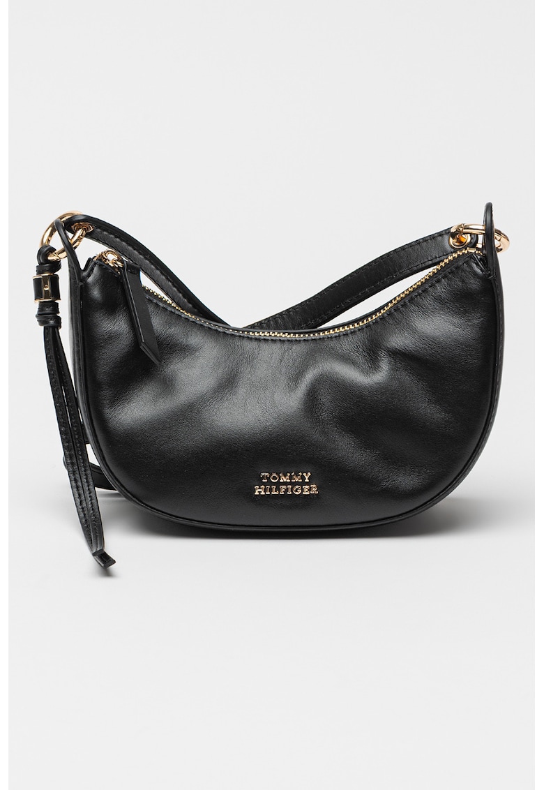 Geanta crossbody de piele in froam de semiluna Geanta crossbody de piele in froam de semiluna