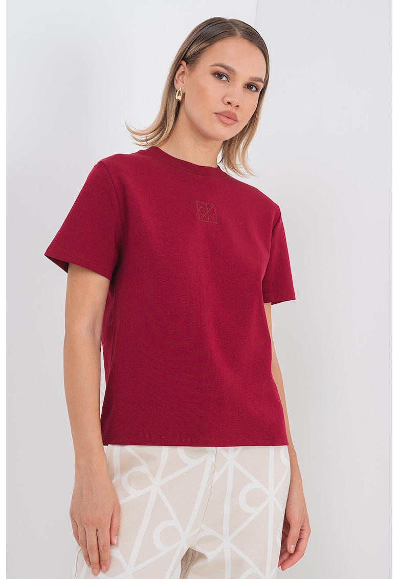Tricou uni cu decolteu la baza gatului - Visiniu