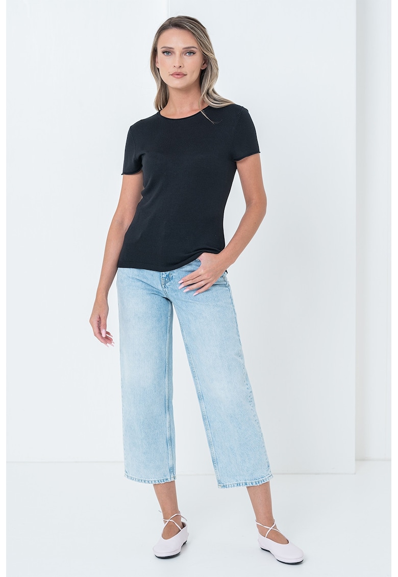 Tricou slim fit cu model uni - Negru