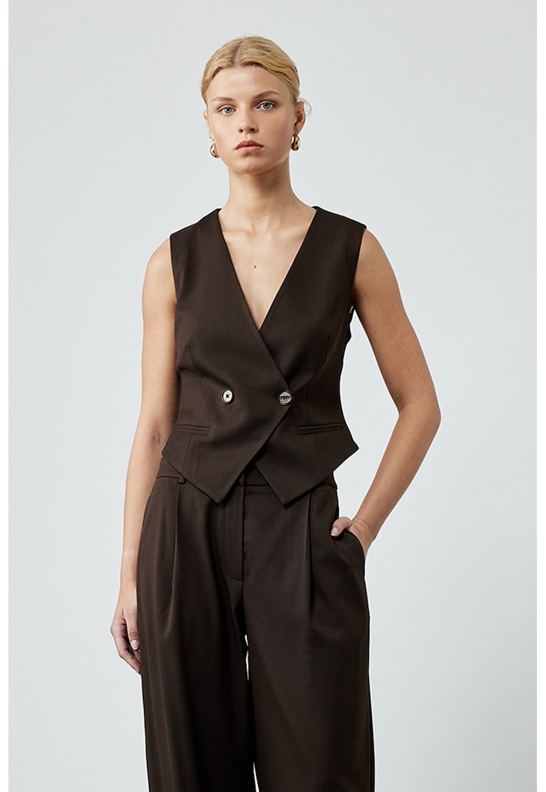 Vesta cu decolteu in V si doua randuri de nasturi Vesta cu decolteu in V si doua randuri de nasturi